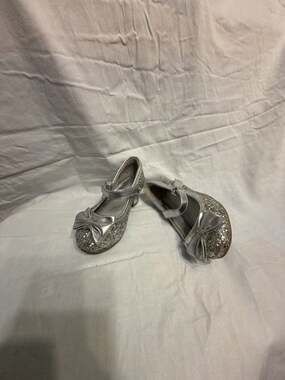 Girls' Silver Glitter Mary Jane Dress Shoes with Bow Low Heel